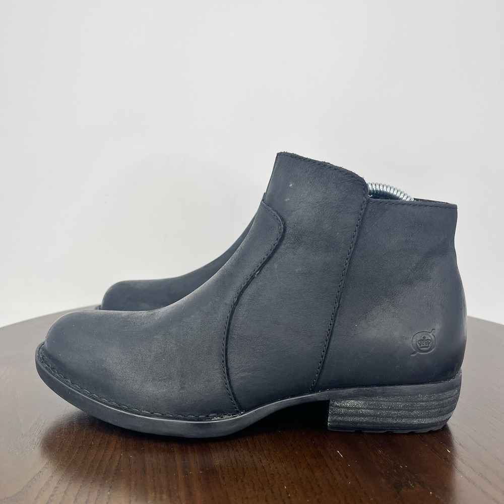 Born Rani Boots Women's 6M Black Leather Ankle Booties Round‎ Toe BR0062603
